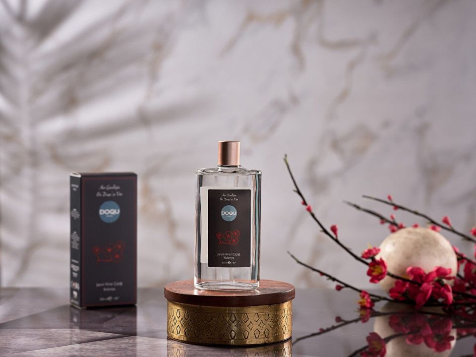 DOQU JAPON KİRAZ ÇİÇEĞİ KOLONYA 200 ml - SAYDAM