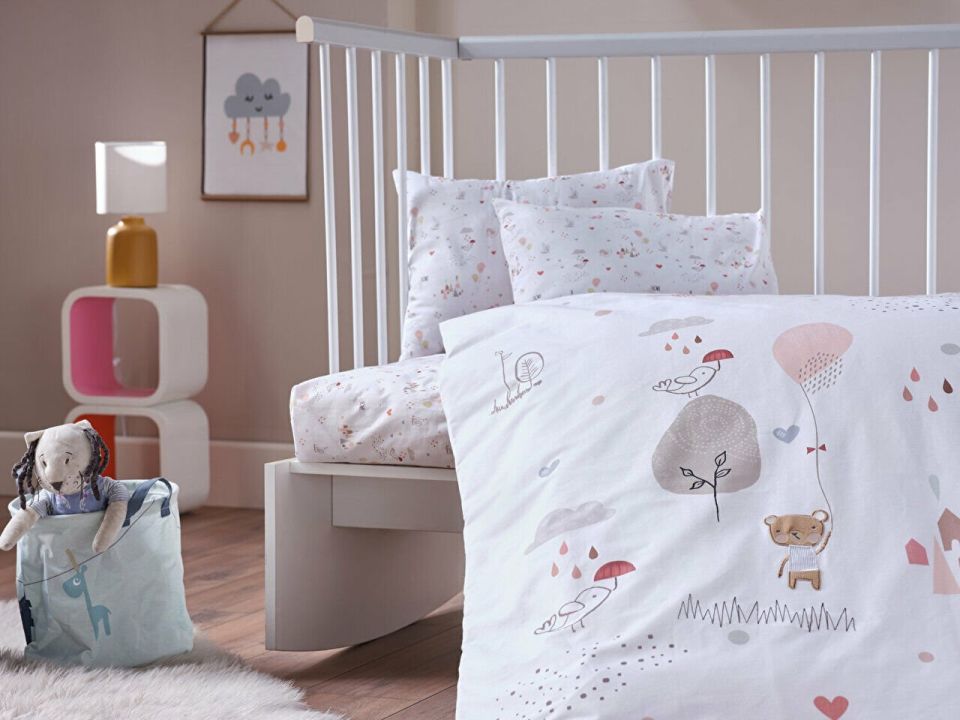 DOQU NAKIŞLI BEBEK NEVRESİM TAKIMI PRETTY BEAR BEBEK - BEYAZ