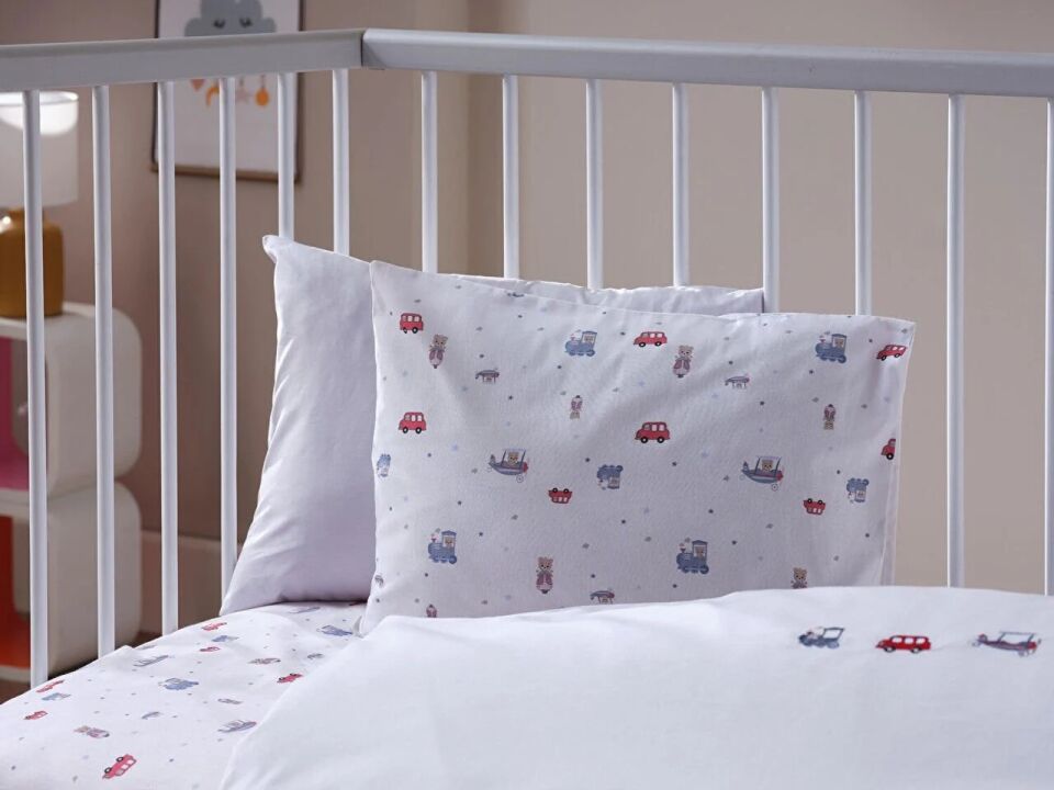 DOQU NAKIŞLI BEBEK NEVRESİM TAKIMI BABY CAR BEBEK - BEYAZ