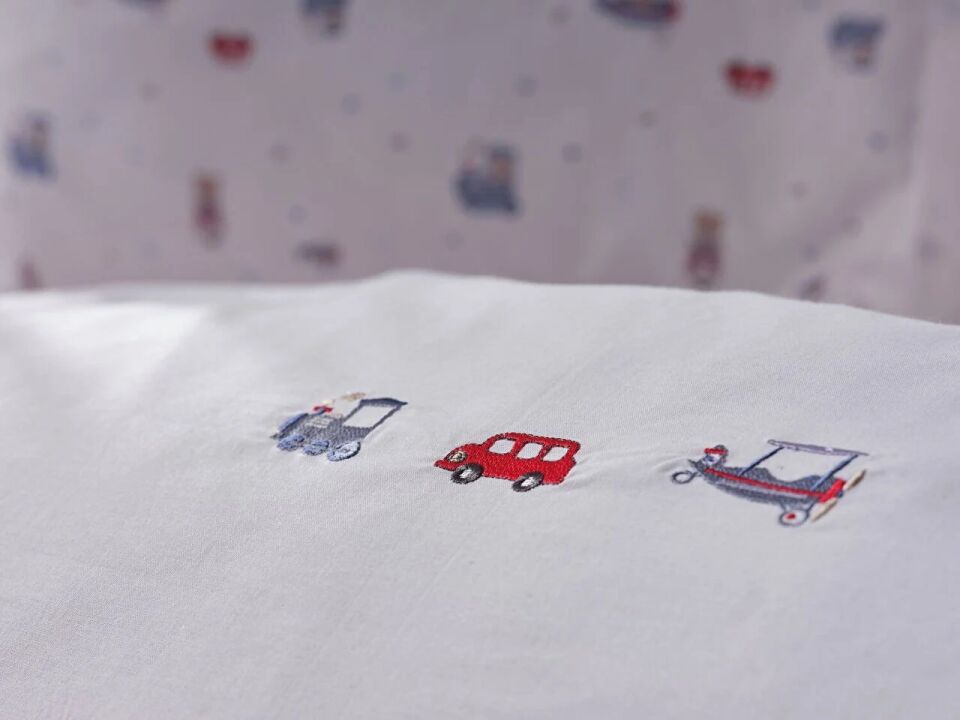 DOQU NAKIŞLI BEBEK NEVRESİM TAKIMI BABY CAR BEBEK - BEYAZ