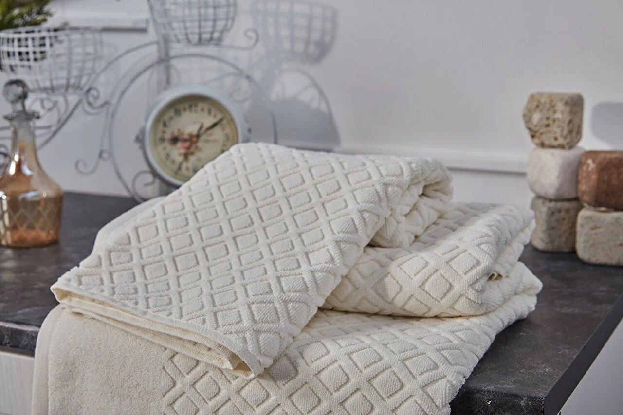 DOQU LUXURY SET KREM - 50 X 90 CM